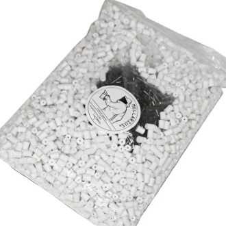 Kónické medzerníky s klinčekmi - 1 kg - Biela